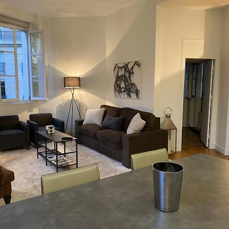 Appartement 3 Chambres Paris 7E Экстерьер фото