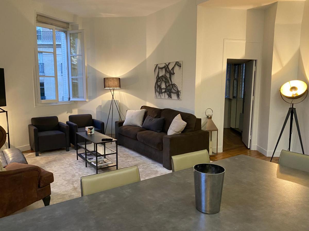 Appartement 3 Chambres Paris 7E Экстерьер фото