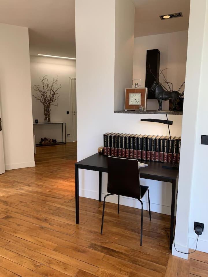 Appartement 3 Chambres Paris 7E Экстерьер фото